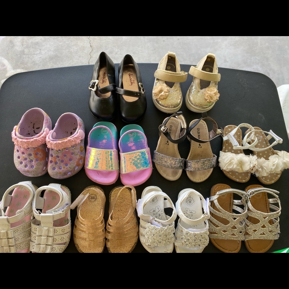 Infant sandals